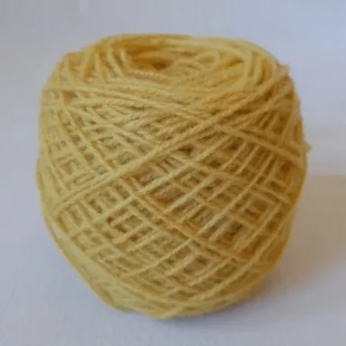 Jaune doré Pont des couleurs teinture végétale écheveaux de laine